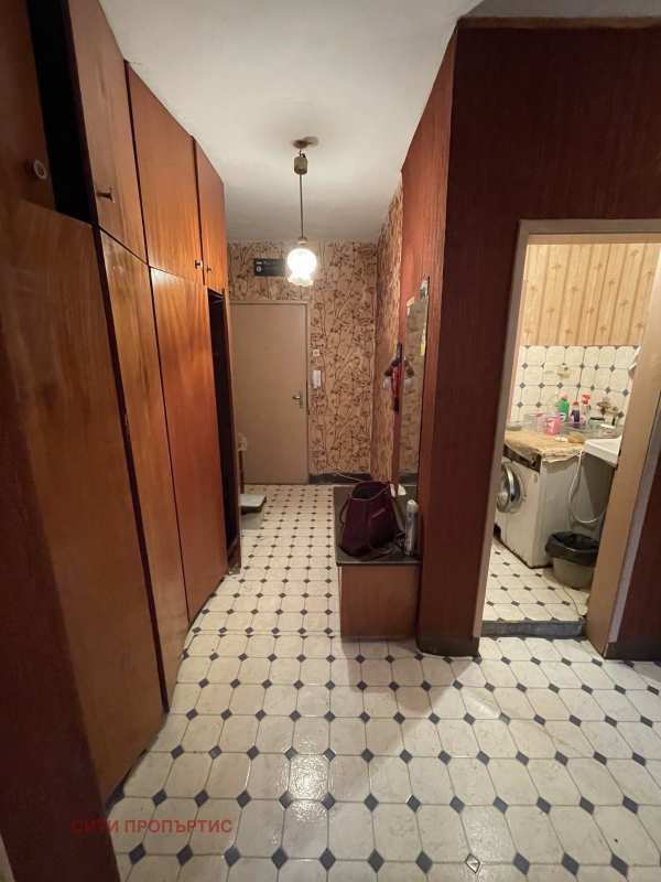 Продава многостаен, гр. благоевград, еленово 1