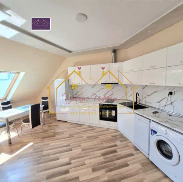 Продава 4-стаен, гр. русе, широк център