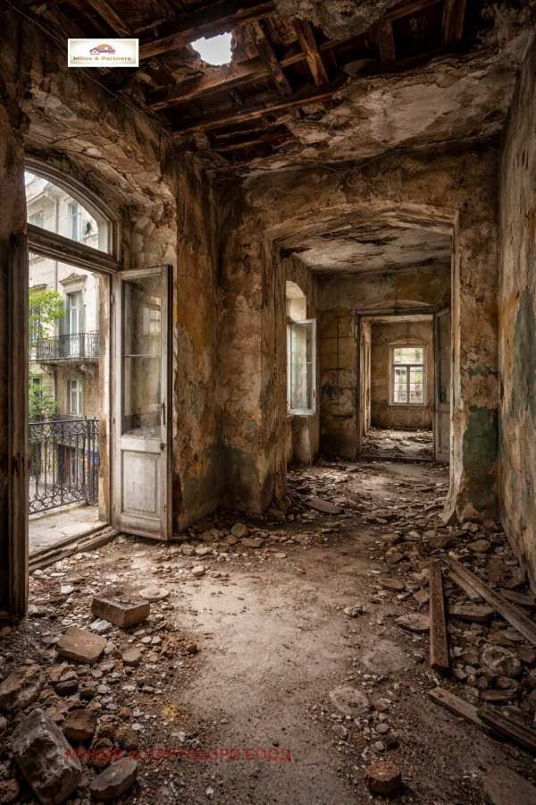 Продава къща, гр. софия, център