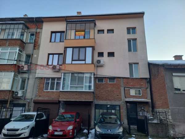 Продава многостаен, гр. хасково, македонски