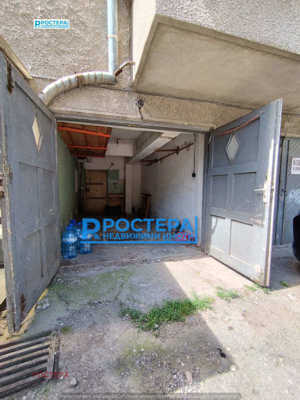 Продава гараж, паркомясто, гр. търговище, център