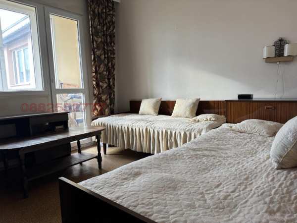 Продава 4-стаен, гр. пазарджик, запад