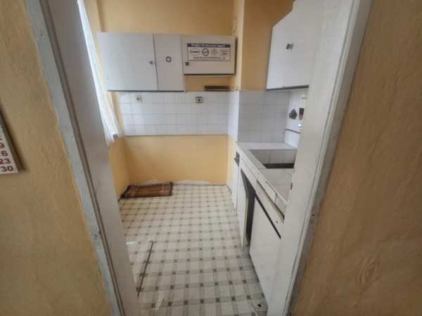 Продава 4-стаен, гр. кърджали, център