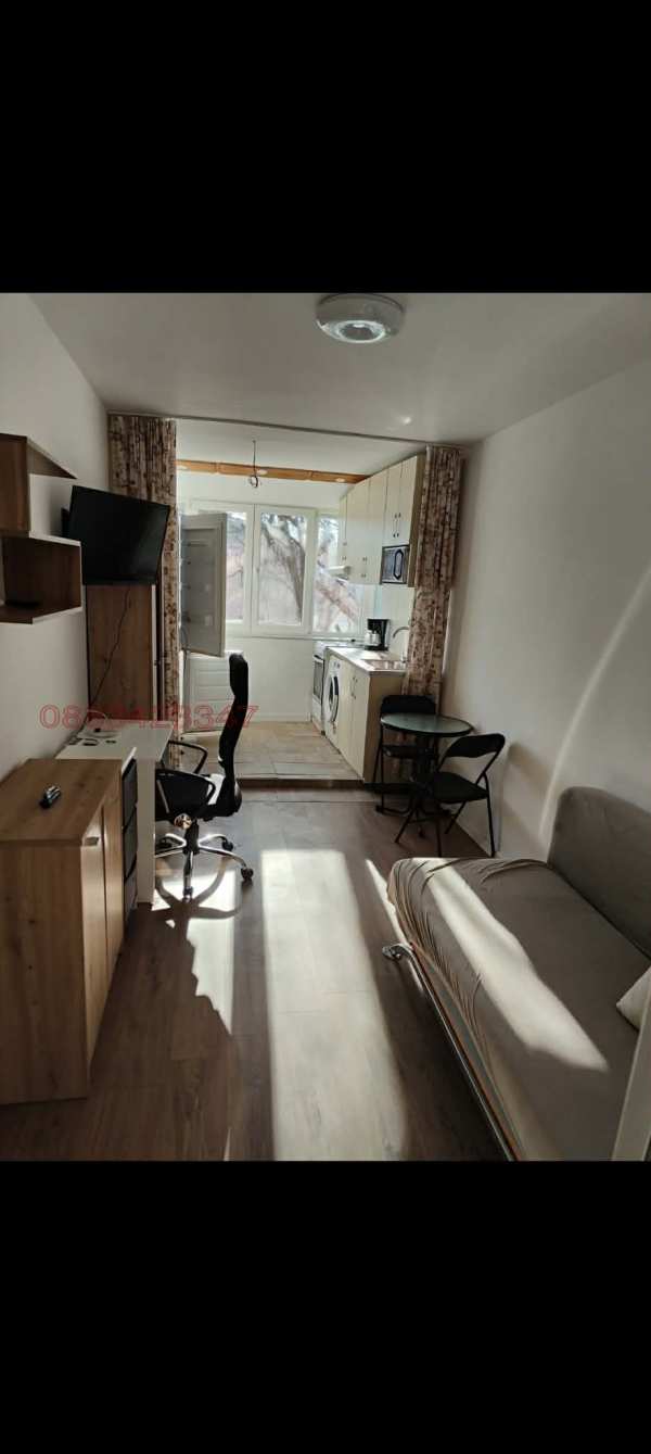 Продава 1-стаен, гр. варна, левски 1