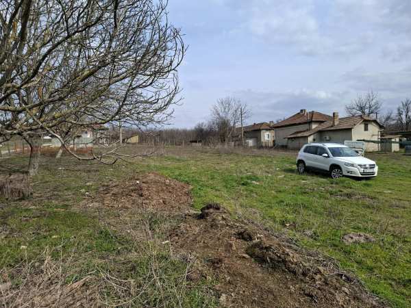 Продава парцел, с. новград, област русе