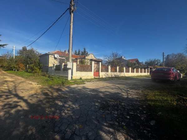 Продава  къща с. Осеново, област Варна
      115 кв.м