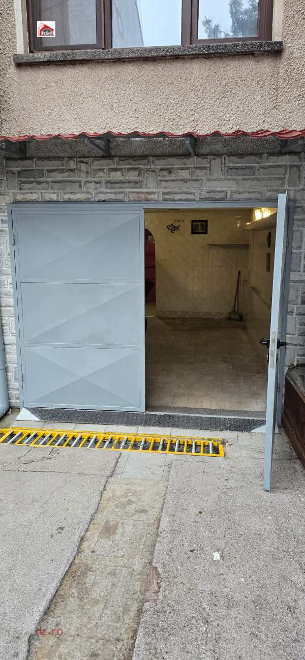 Продава гараж, паркомясто, гр. пазарджик, идеален център