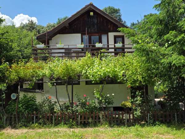 Продава вила, с. веслец, област враца