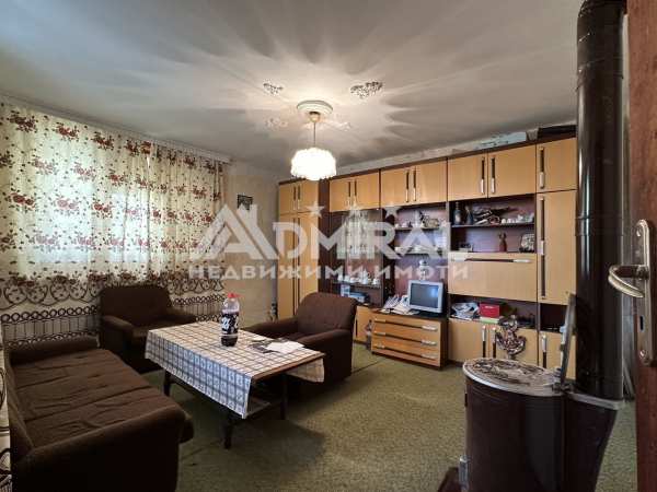 Продава къща, с. чарган, област ямбол