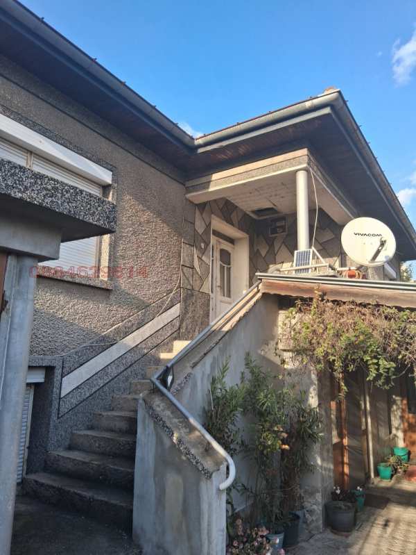 Продава къща, гр. гълъбово, област стара загора