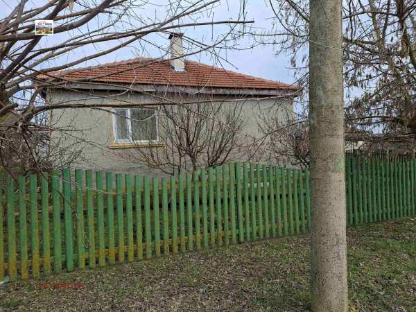 Продава къща, с. дуранкулак, област добрич
