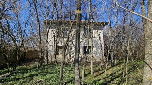 Продава  къща с. Старо Железаре, област Пловдив
      89 кв.м