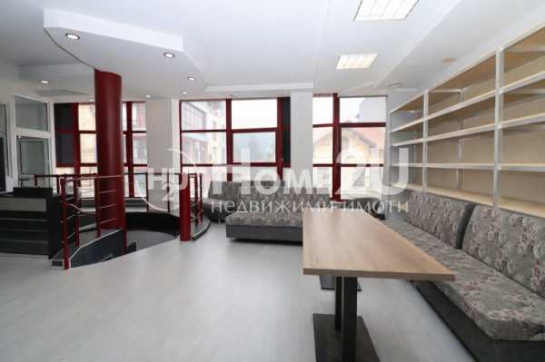 Продава бизнес имот, гр. златица, област софия област