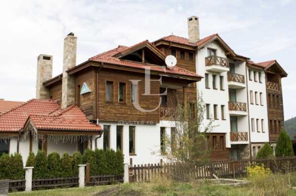 Продава  хотел к.к. Боровец, област София
      1158 кв.м