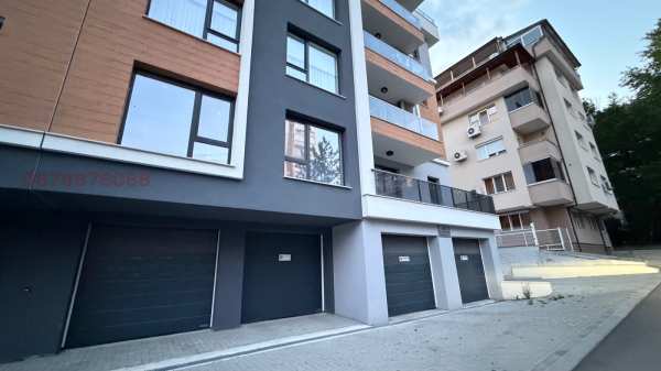 Продава гараж, паркомясто, гр. кърджали, център