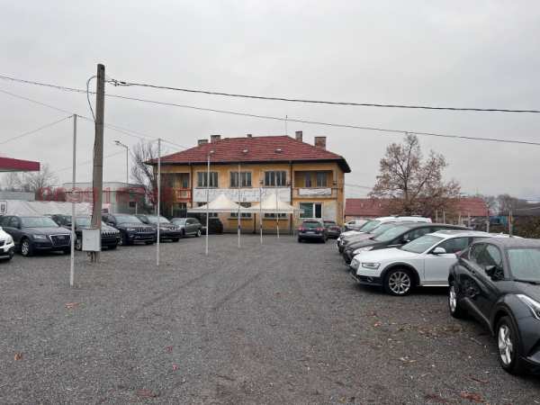 Продава бизнес имот, гр. кюстендил, бял камък