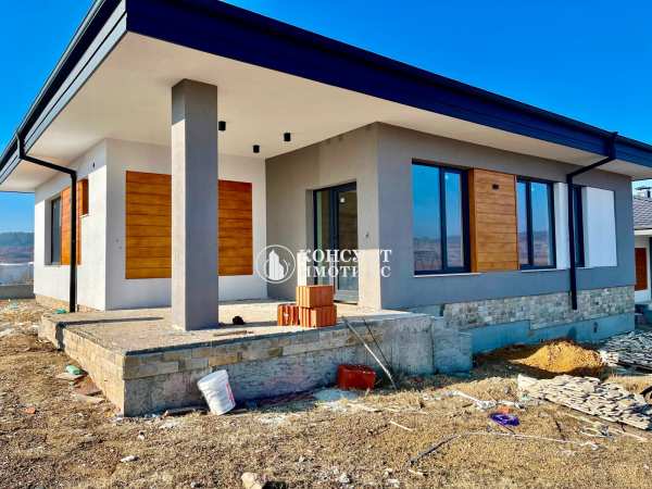 Продава къща, с. малка верея, област стара загора