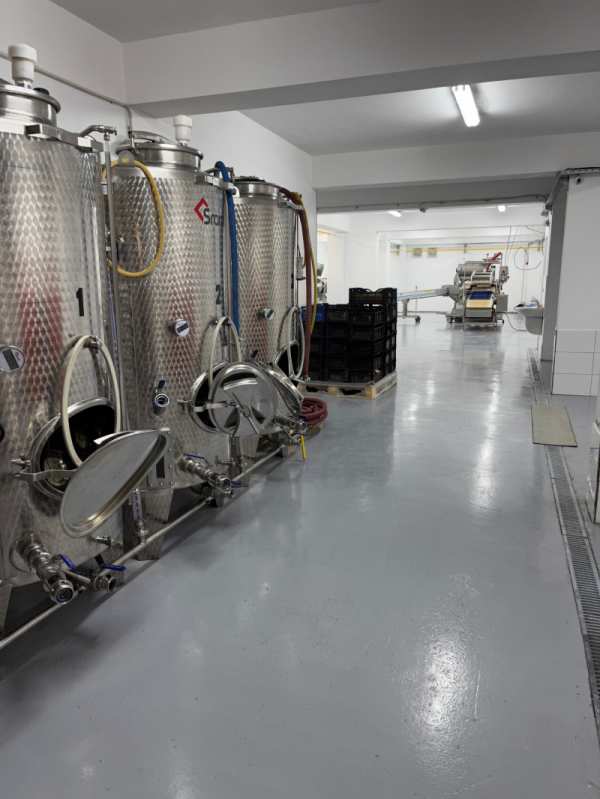 Продава бизнес имот, гр. кюстендил, изток