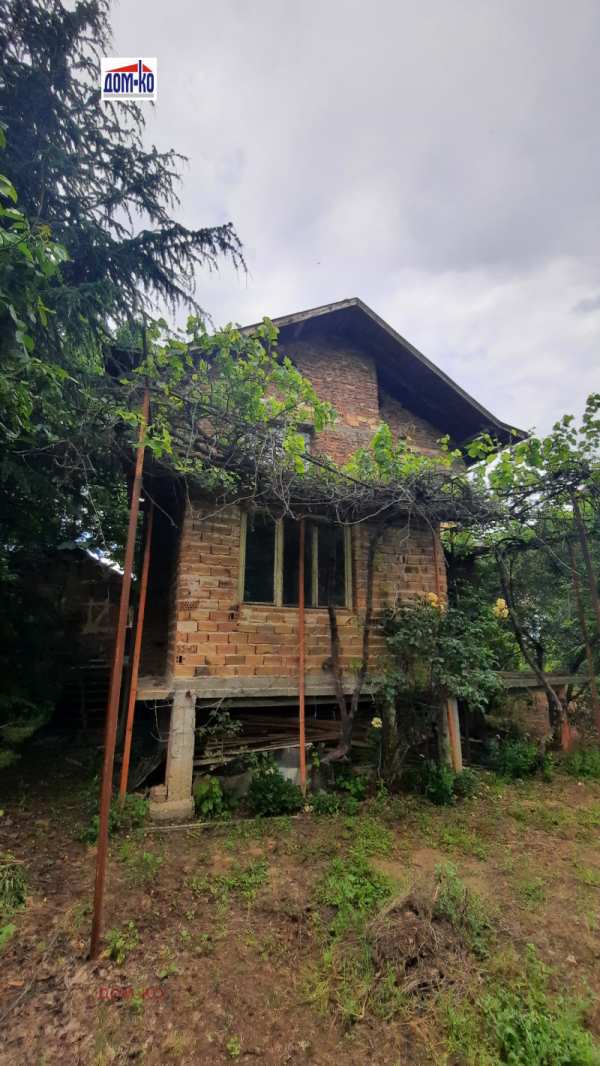 Продава вила, с. паталеница, област пазарджик
