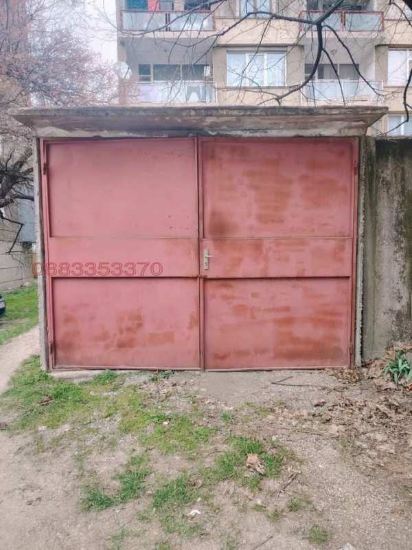 Продава гараж, паркомясто, гр. търговище, боровец