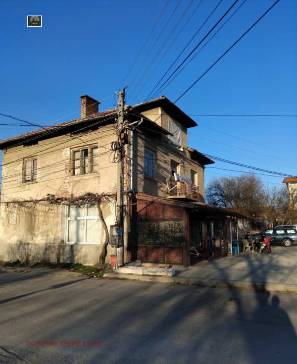 Продава къща, с. самораново, област кюстендил