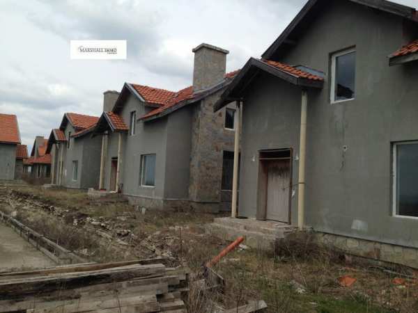 Продава къща, гр. каварна, област добрич