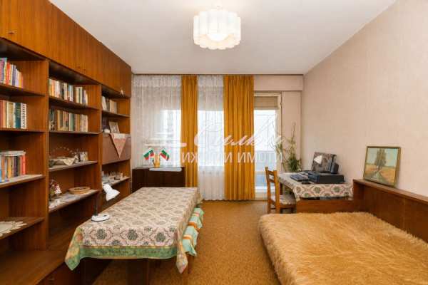 Продава 2-стаен, гр. шумен, добруджански