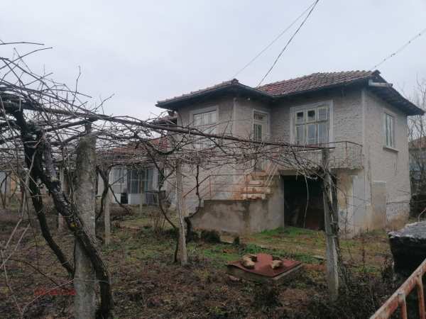 Продава къща, с. владимирово, област добрич