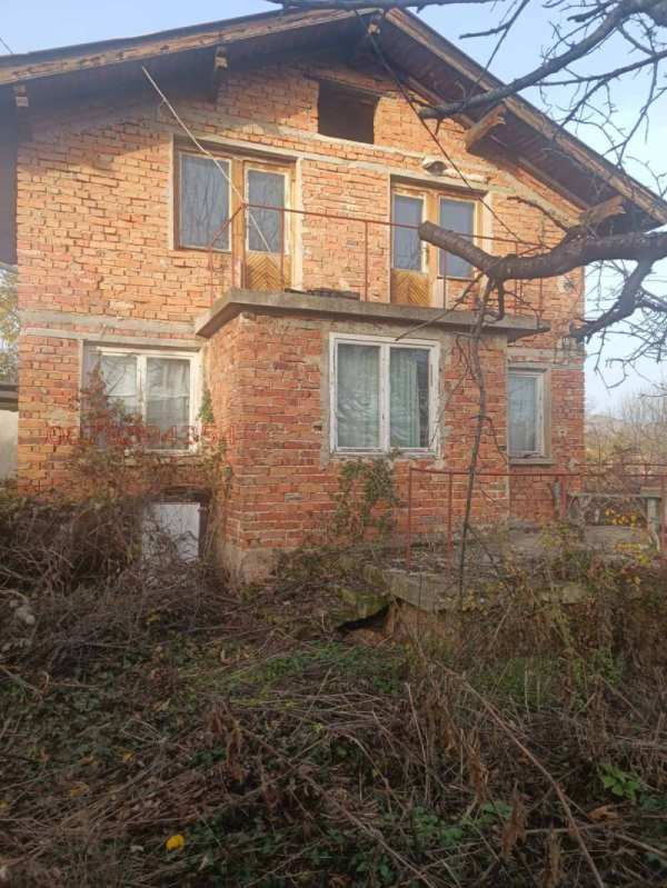Продава къща, с. извор, област софия област