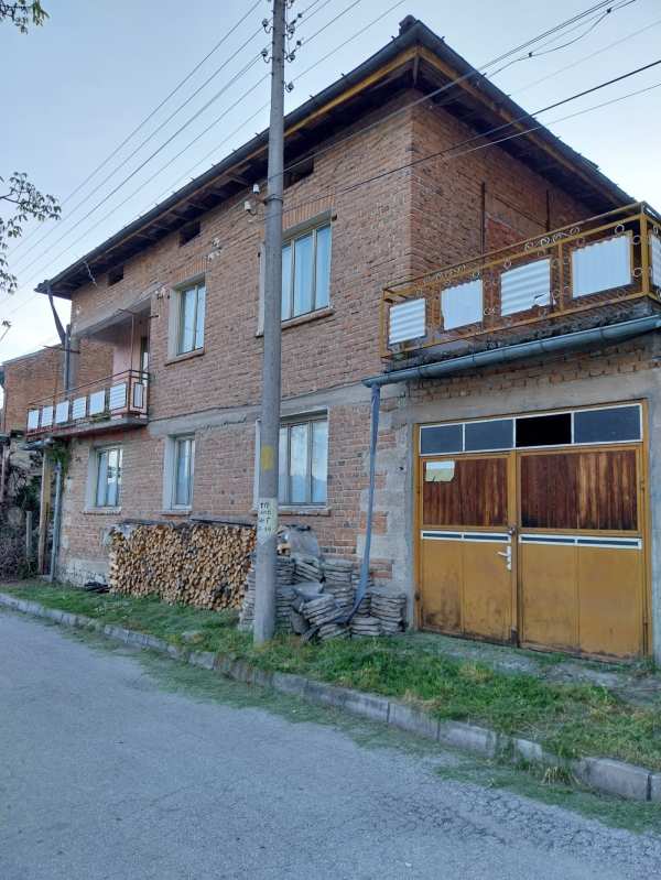 Продава къща, с. елешница, област благоевград