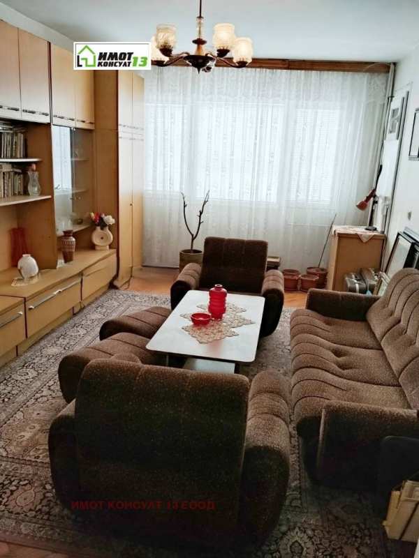 Продава 3-стаен, гр. плевен, широк център