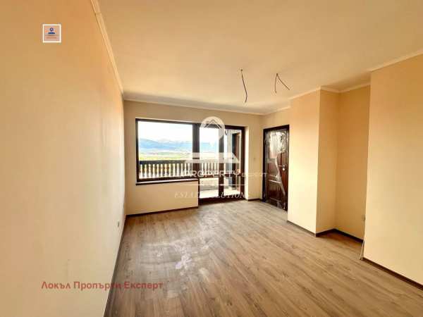 Продава 2-стаен, гр. банско, област благоевград