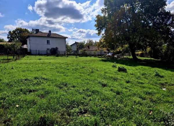 Продава парцел, с. расник, област перник