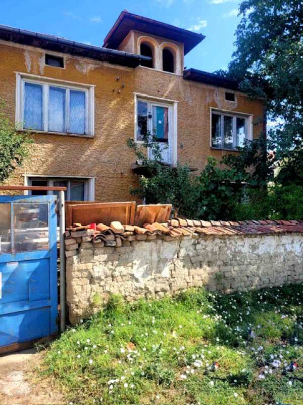 Продава къща, с. петково, област софия област