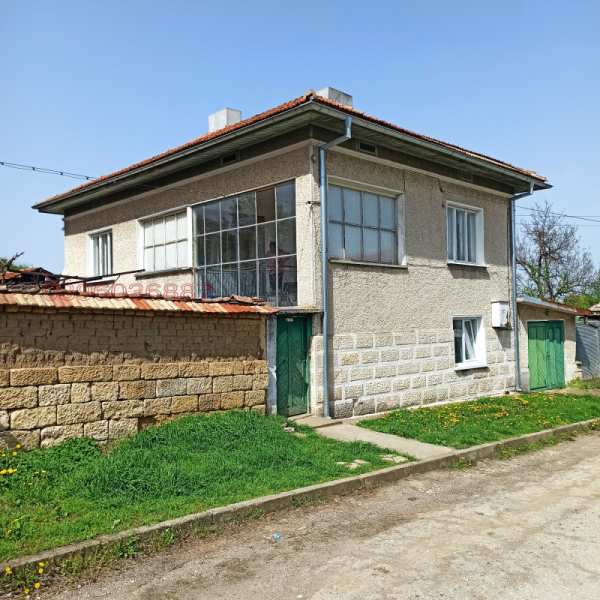 Продава къща, с. гецово, област разград