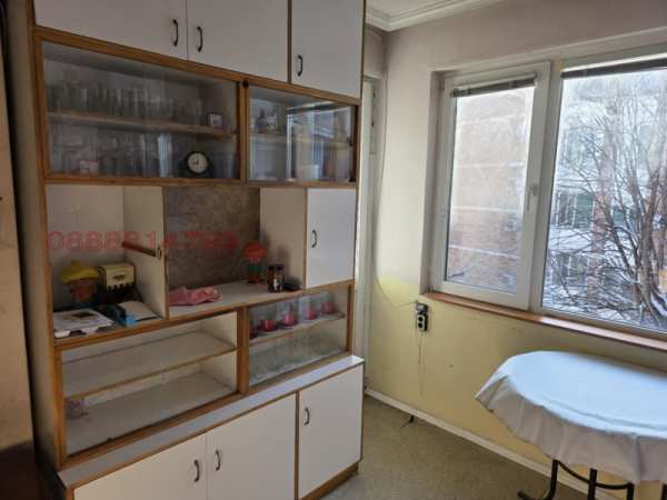 Продава 4-стаен, гр. велико търново, център