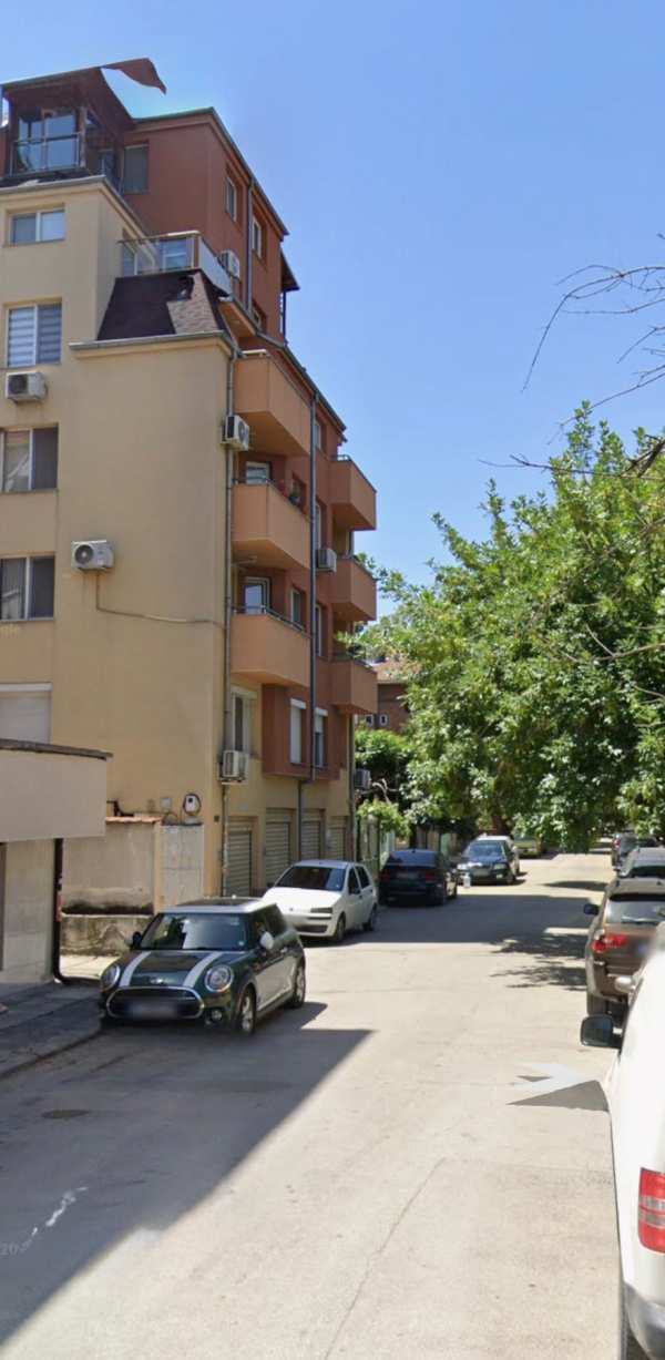 Продава гараж, паркомясто, гр. пловдив, център