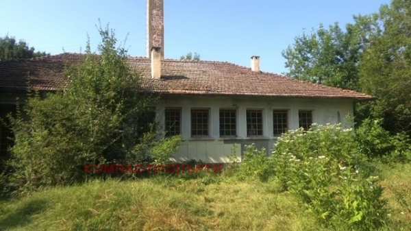 Продава парцел, с. новачене, област софия област