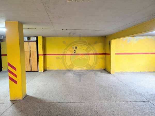 Продава гараж, паркомясто, гр. варна, левски 2