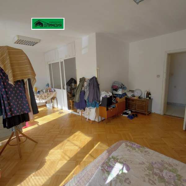 Продава 3-стаен, гр. враца, център