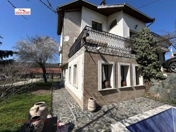 Продава къща, с. николово, област русе