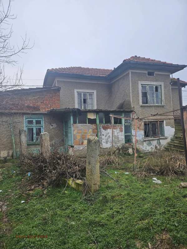 Продава къща, с. щръклево, област русе