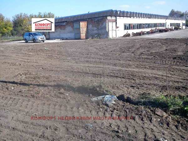 Продава пром. помещение, с. горни дъбник, област плевен