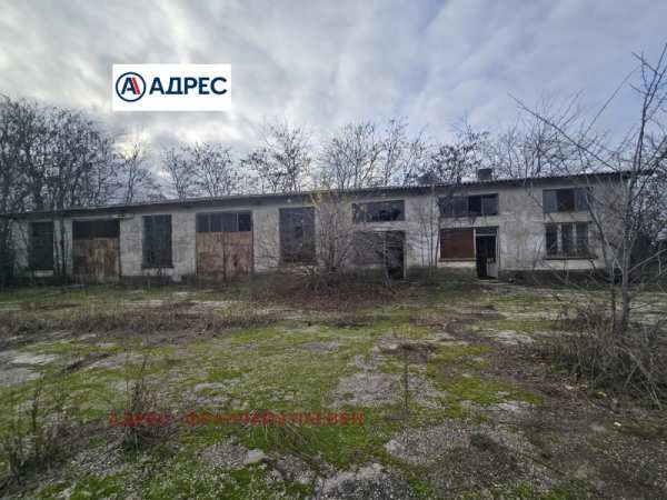 Продава склад, с. въбел, област плевен