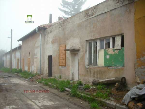 Продава бизнес имот, с. вакарел, област софия област