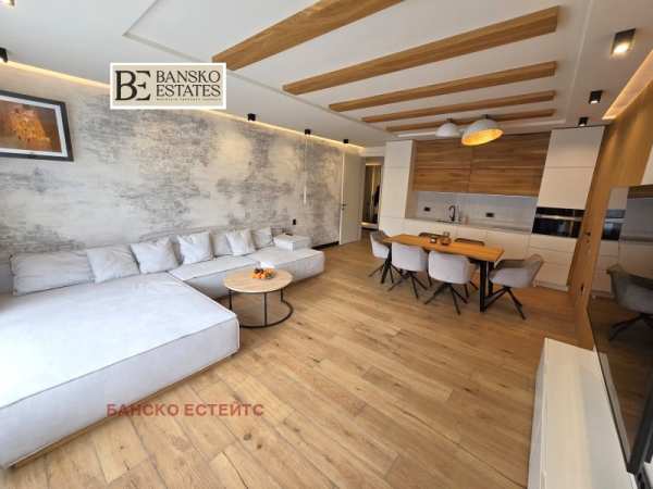 Продава  4-стаен гр. Банско, област Благоевград
      163 кв.м