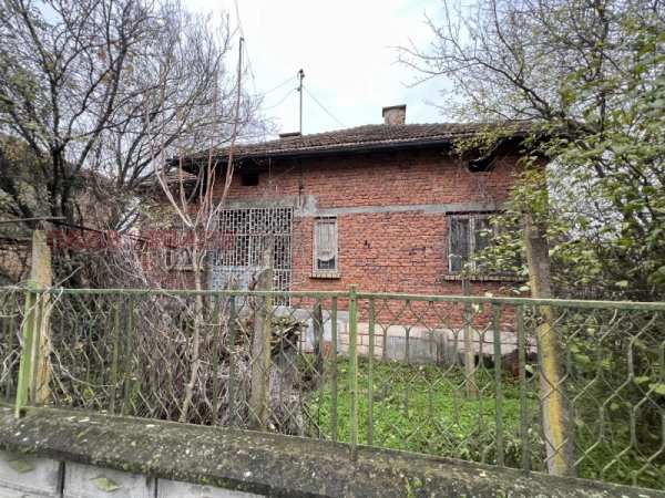 Продава къща, с. владимирово, област монтана