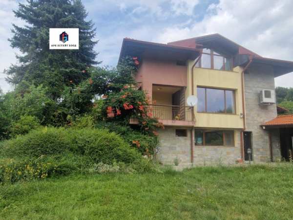 Продава къща, с. големо бучино, област перник