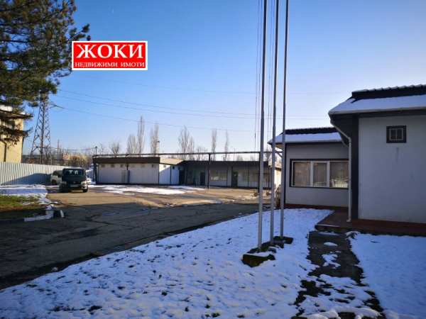 Продава пром. помещение, гр. перник, мошино