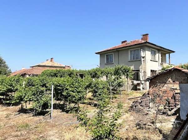 Продава къща, гр. съединение, област пловдив